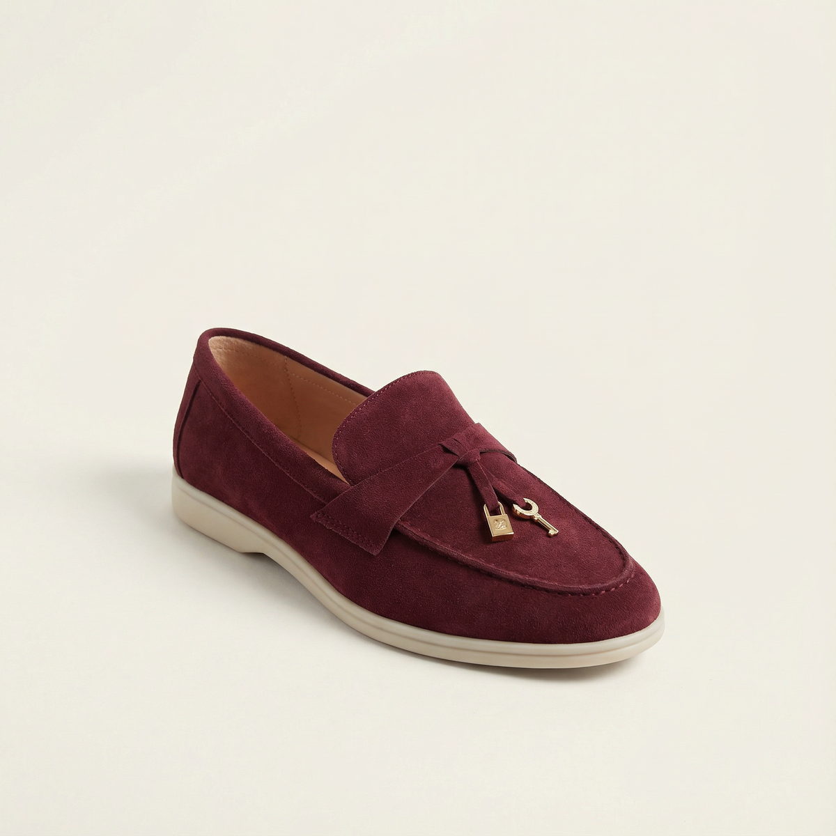 LÉORA Camille — Mocassin en daim bordeaux